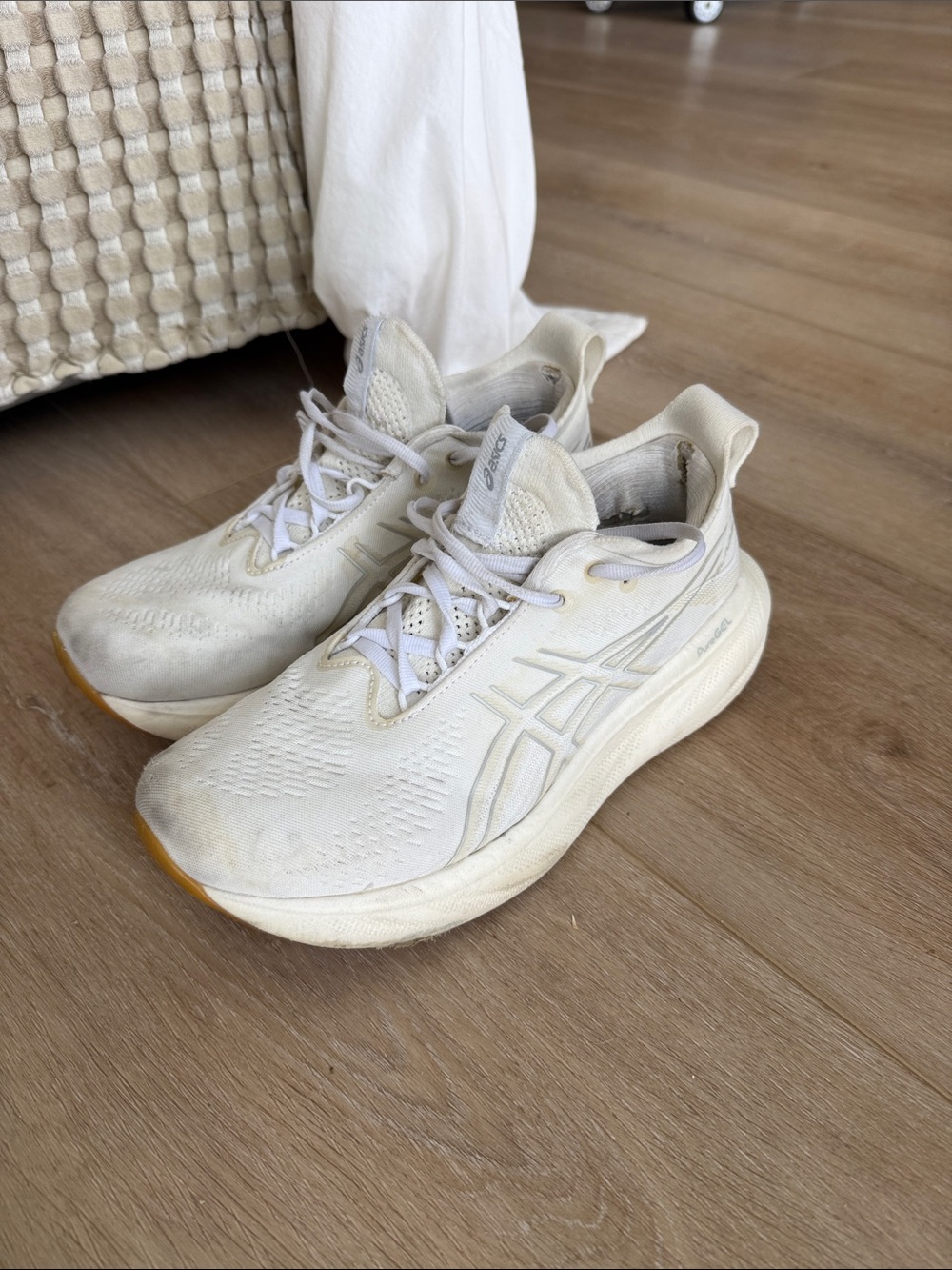ASICS gel nimbus 25